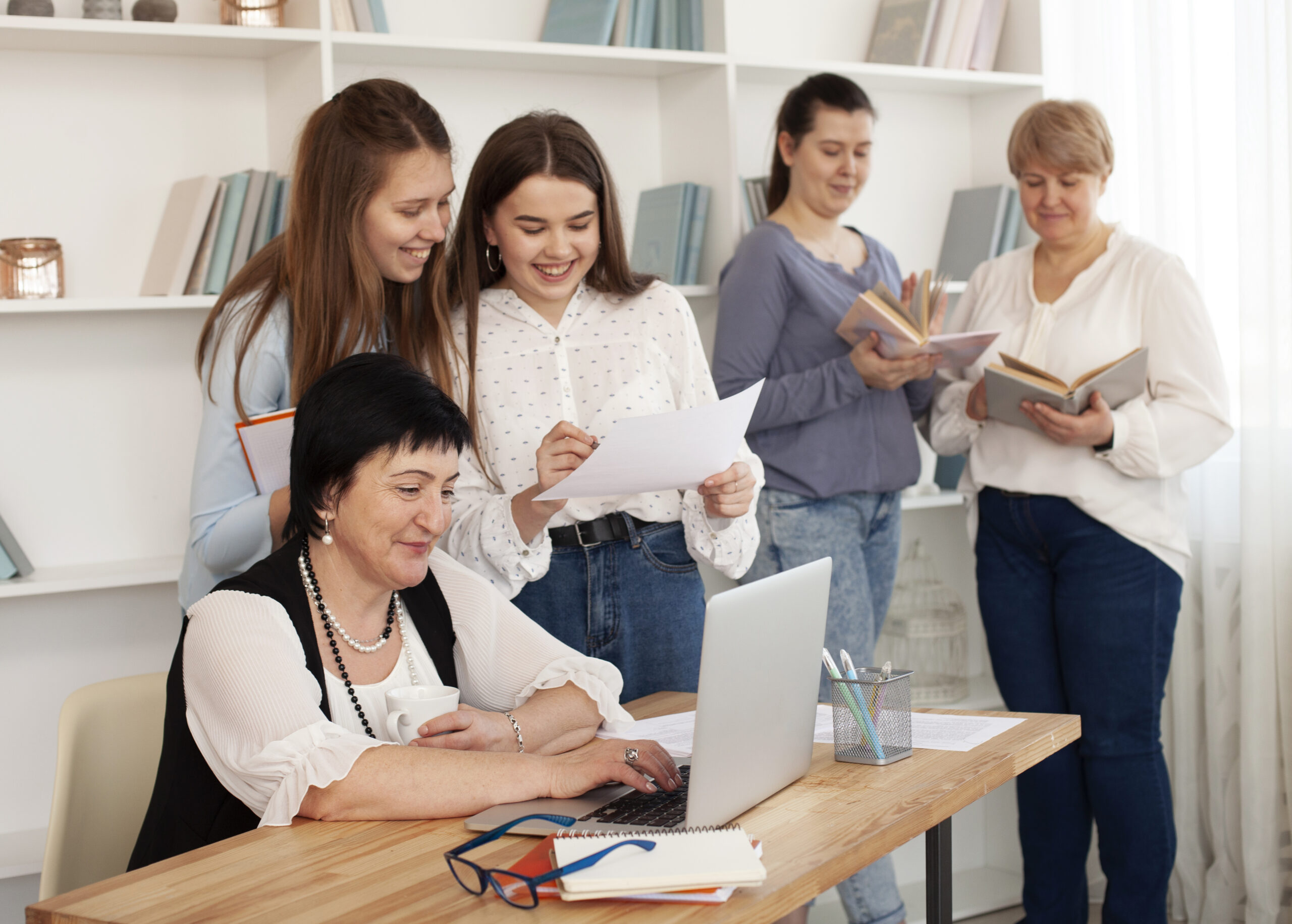 Mujeres trabajando